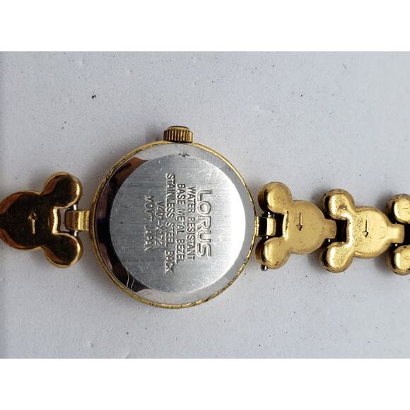 Disney Mickey Mouse watch. Mickey engraved into watch face. V401-X172 main image 6